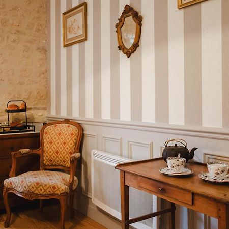 Hotel Le Manoir Des Marronniers Sully  Esterno foto