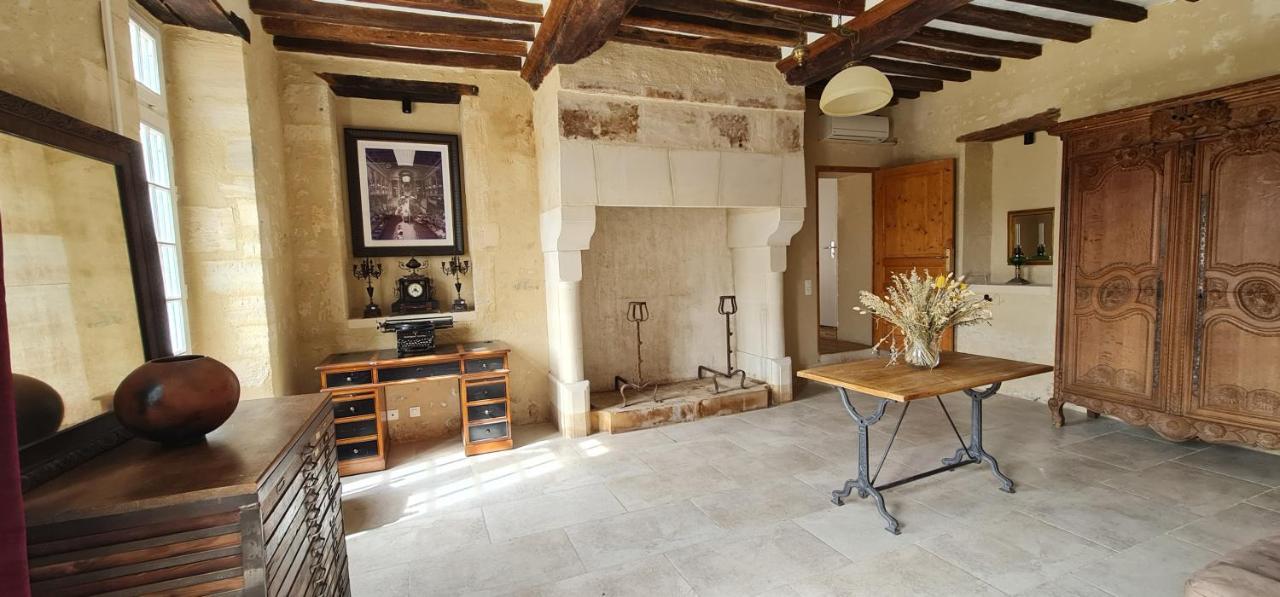 Hotel Le Manoir Des Marronniers Sully  Esterno foto