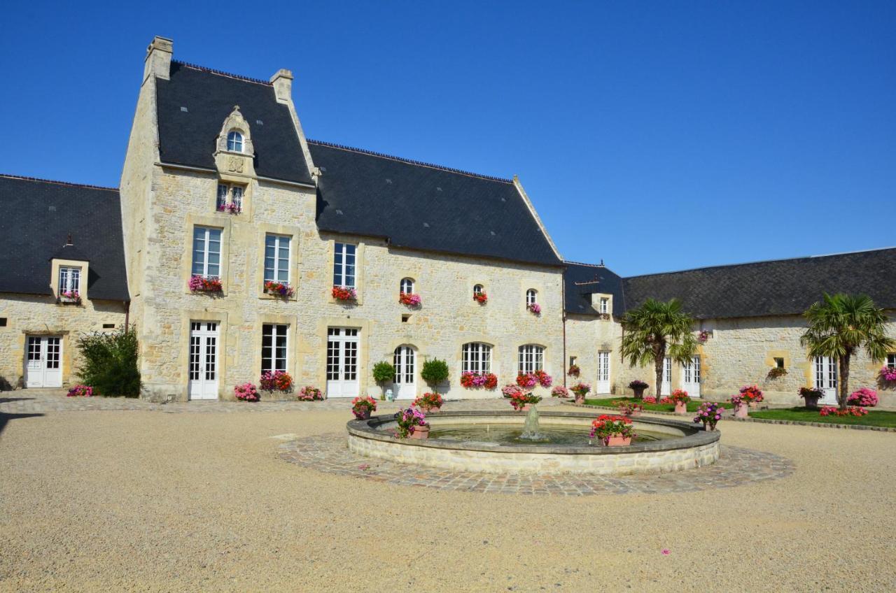 Hotel Le Manoir Des Marronniers Sully  Esterno foto